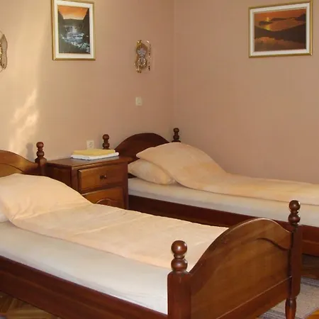 Saraj Bed & Breakfast