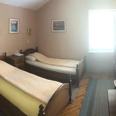 krevet i doručak Saraj